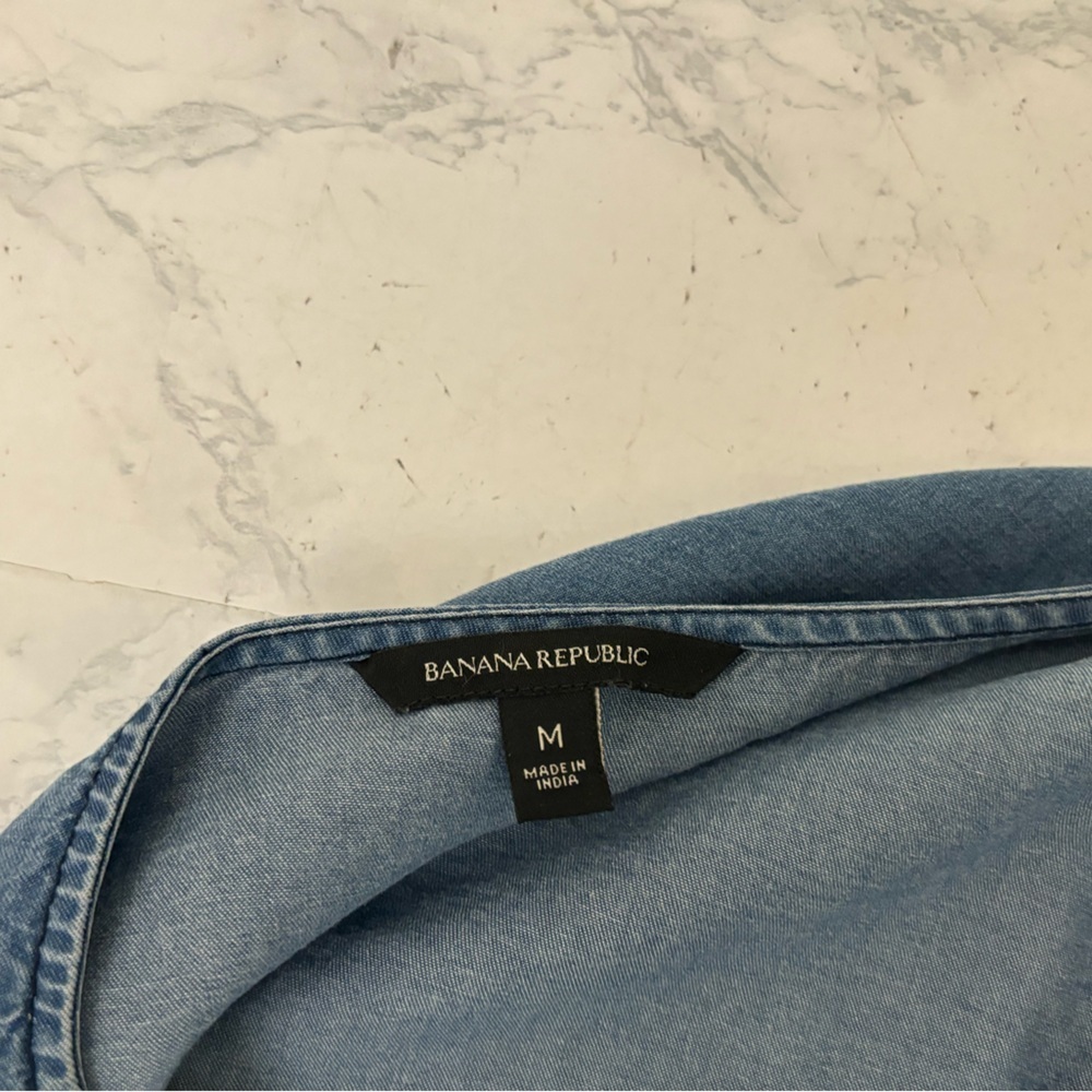 Banana Republic M Top Women's Blue Chambray Peasant Sleeve Boho Denim Blouse - Picture 4 of 5